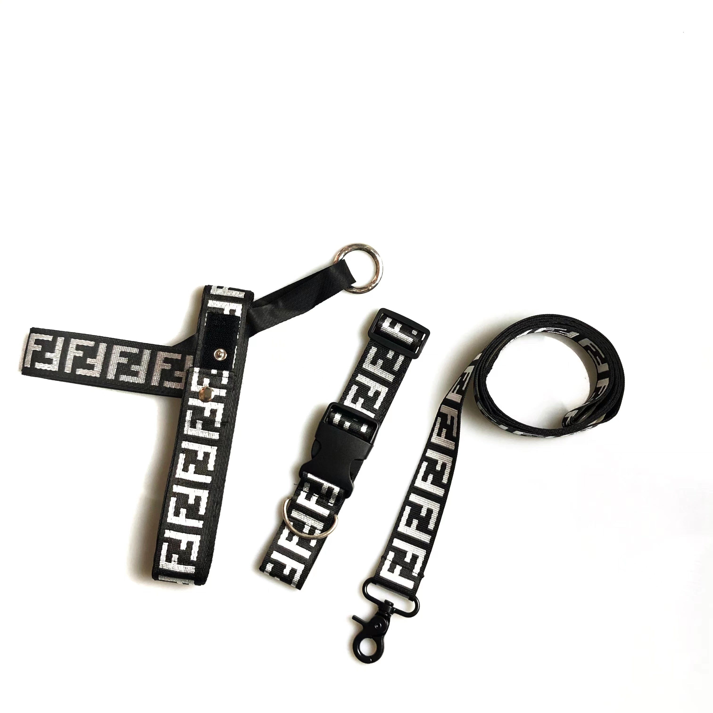 Peitoral Fendi Colors